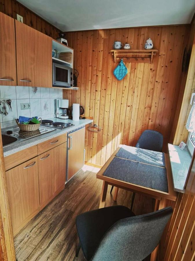 Ferienbungalow Im Igelbau バーベ エクステリア 写真